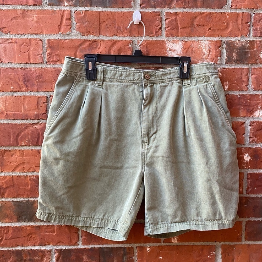 Tommy Bahama Mens 36 Green Tencel Lyocell Pleated Front Casual Shorts